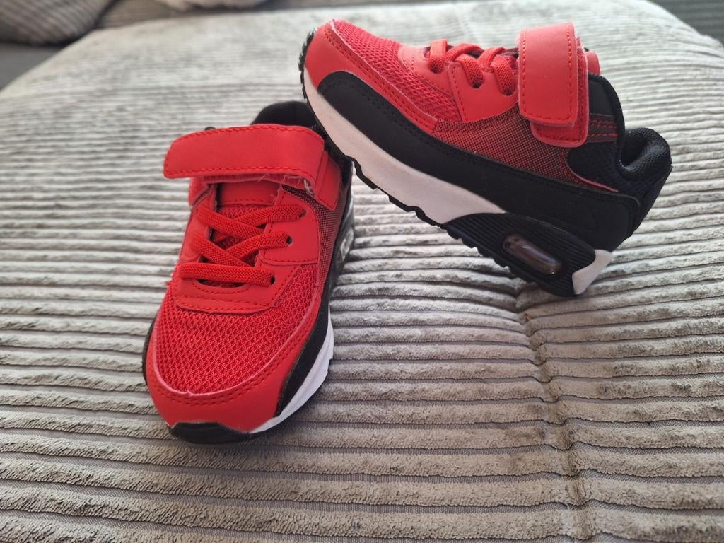 Nieuwe schoenen/sneakers, Ophalen, Nieuw, Schoentjes