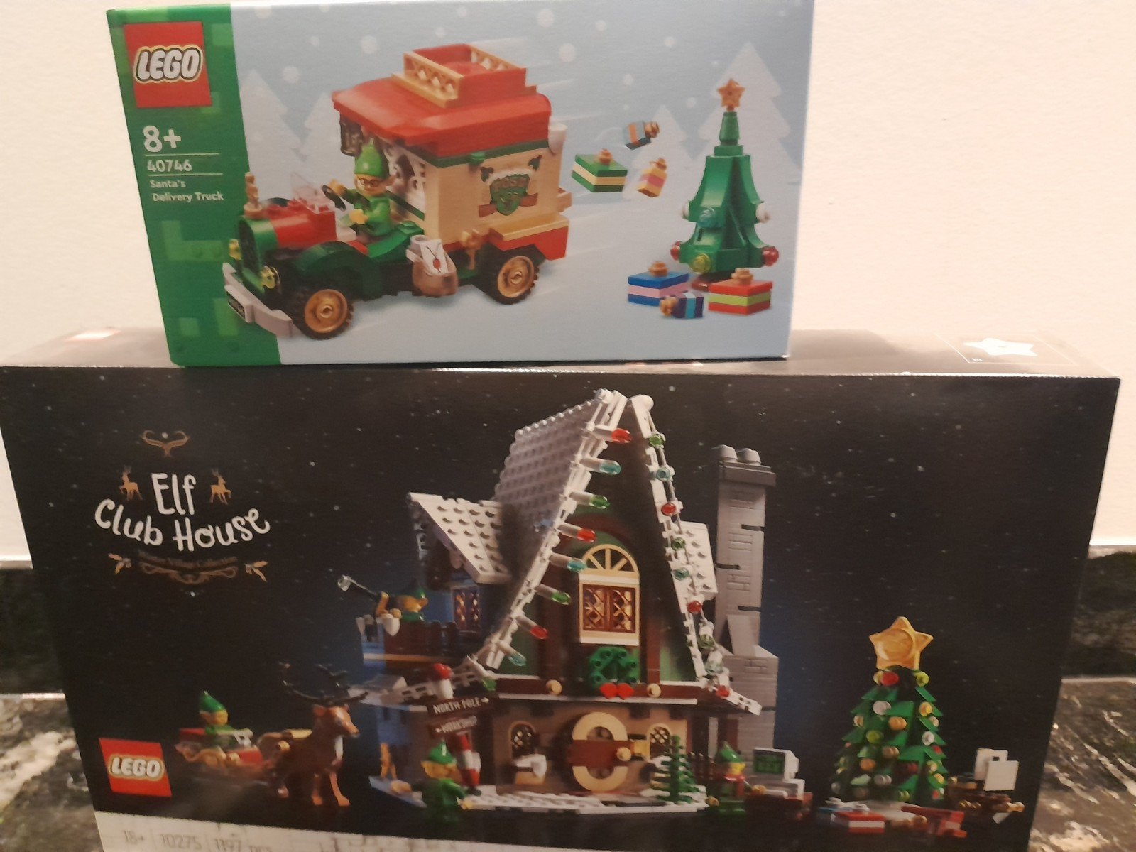 LEGO Elf Club House (10275) & Santa's Delivery Truck (40746), Kinderen en Baby's, Lego, Nieuw, Ophalen of Verzenden, Complete set