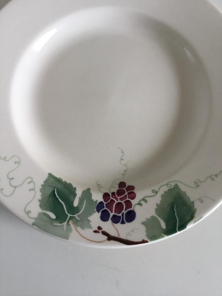 Emma Bridgewater 2 borden 21,5 cm uit 2002. Tekst lezen!, Huis en Inrichting, Keuken | Servies, Gebruikt, Ophalen of Verzenden