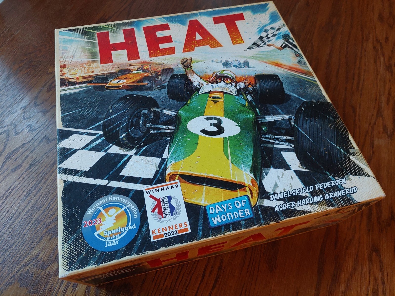Heat - Bordspel met raceauto's, Ophalen of Verzenden, Zo goed als nieuw