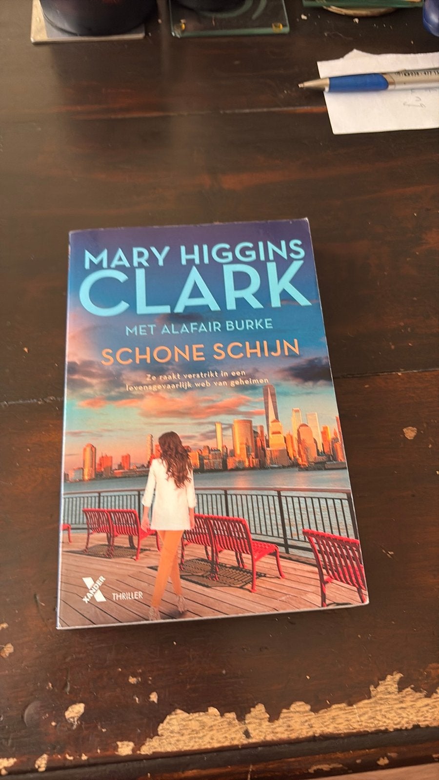 Mary Higgins Clark - Schone Schijn (Thriller), Ophalen of Verzenden, Gelezen, Amerika