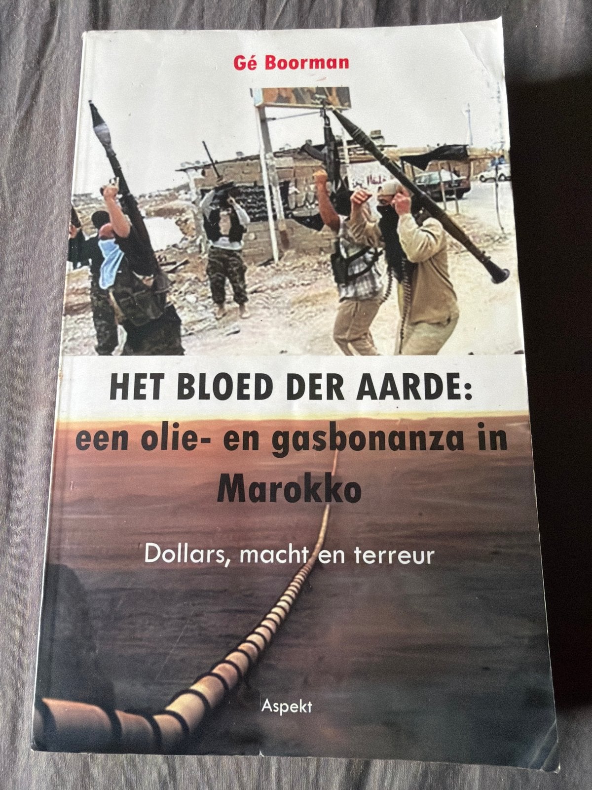 S8.  Ge Boorman - Het bloed der aarde, Verzenden, Zo goed als nieuw, Wereld, Ge Boorman