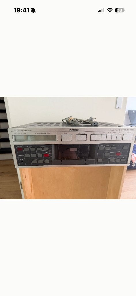 ReVox B215 Cassettedeck, Audio, Tv en Foto, Cassettedecks, Ophalen of Verzenden, Enkel, Overige merken, Tiptoetsen