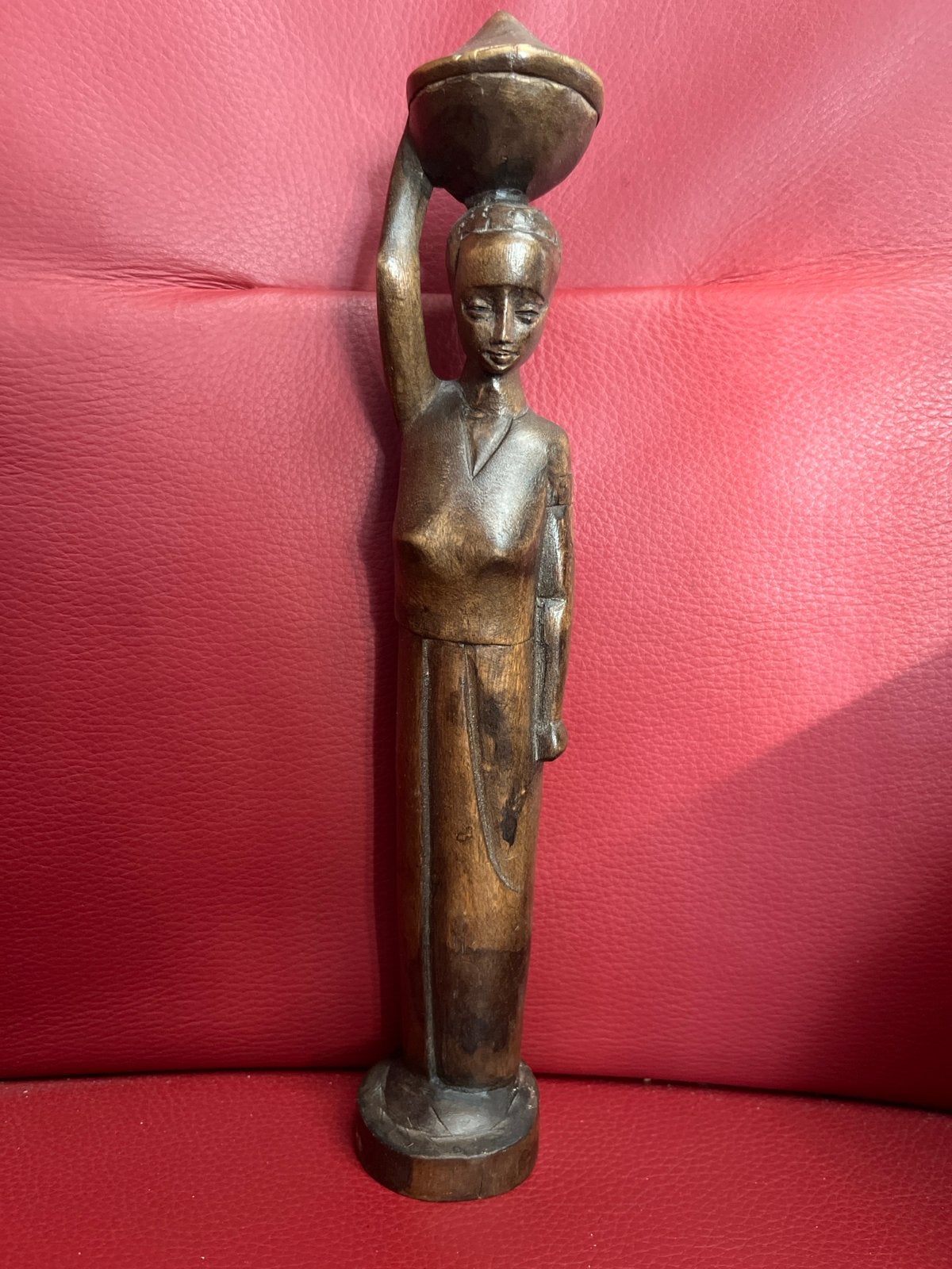 Vintage Afrikaans houten beeld van een vrouw, Ophalen of Verzenden, Handgemaakt, 20 - 50 cm, Beeld