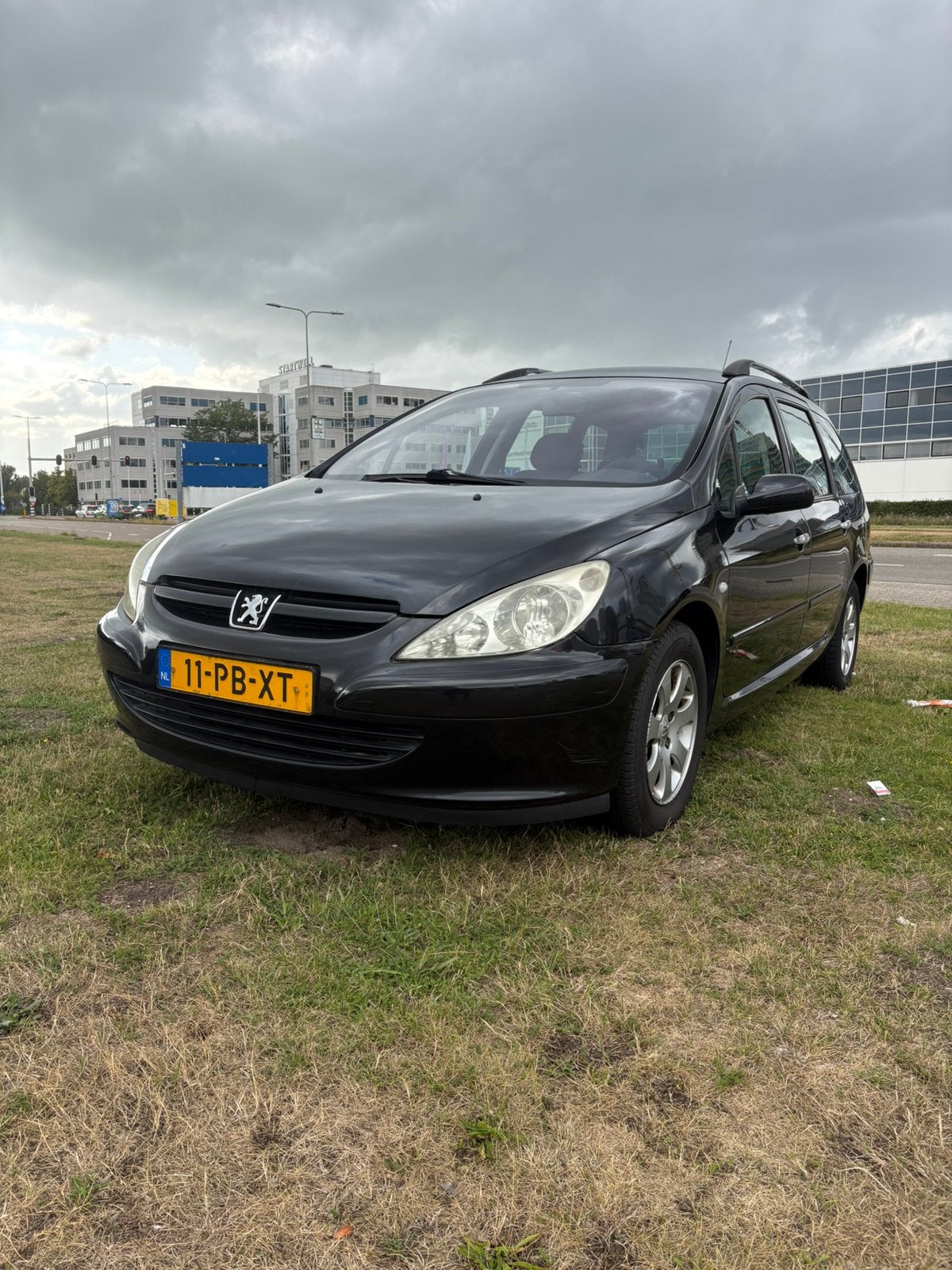 Peugeot 307 1.6 16V SW 2004 Zwart, Auto's, Stof, Zwart, 4 cilinders, Zwart