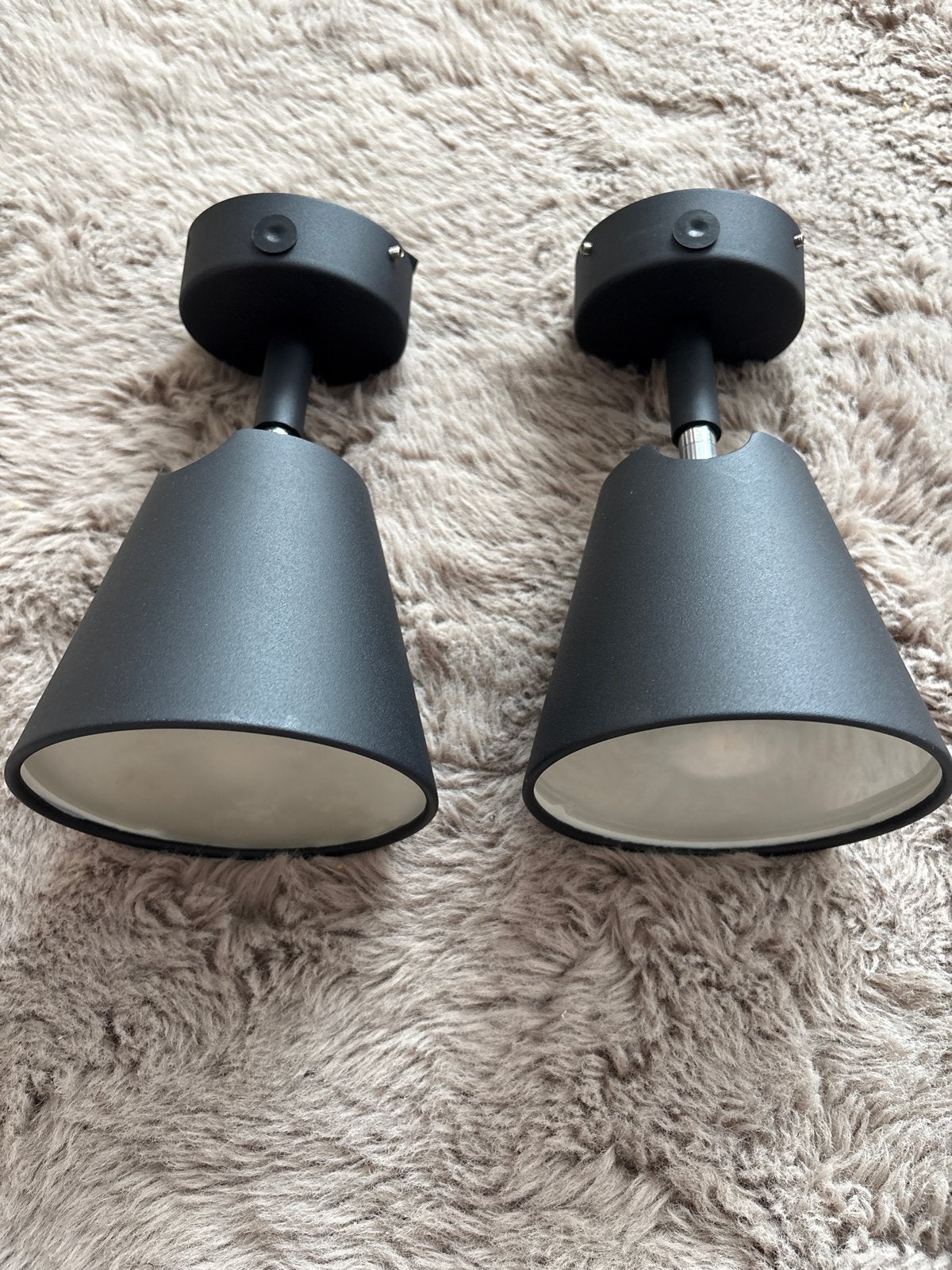 Set van 2 zwarte Kvik opbouwspots, GU10 LED, IP44, Ophalen, GU10, Opbouwspot, Overige merken