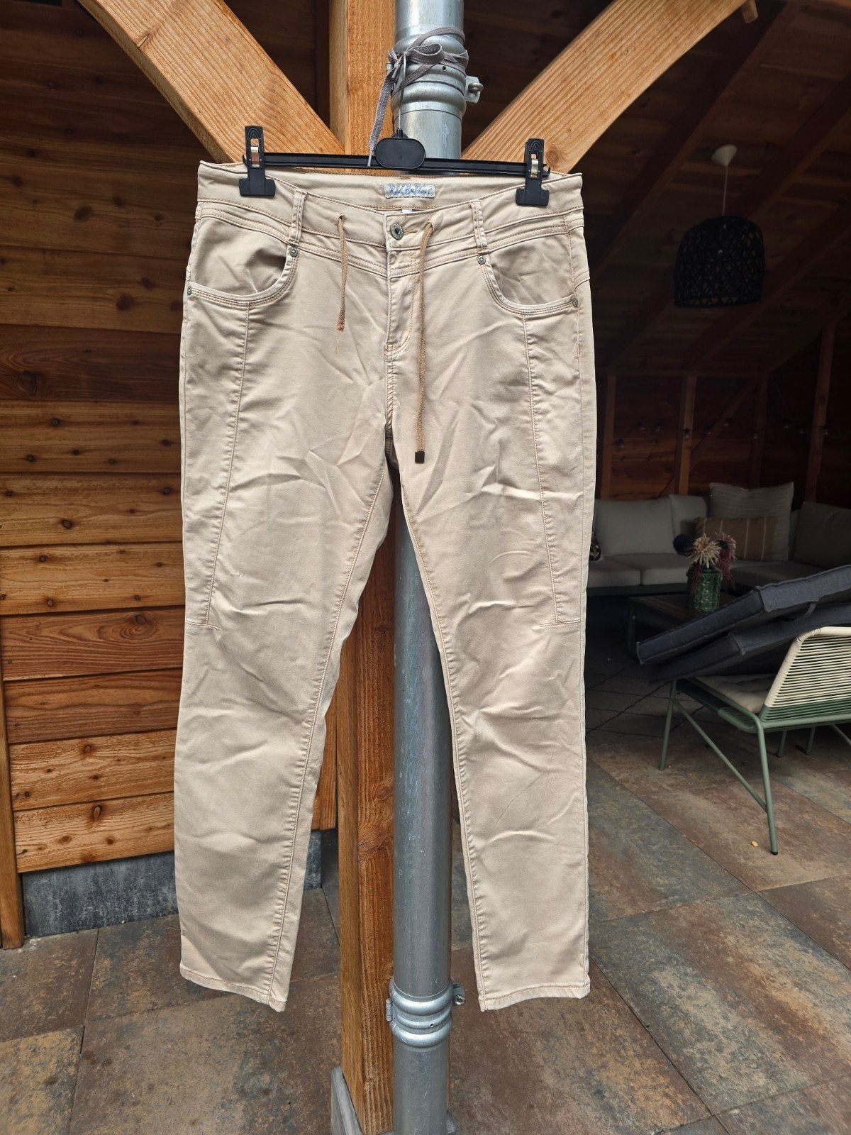 Red Button model Relax maat 42 xl beige broek stretch, Beige, Maat 42/44 (L), Ophalen of Verzenden, Zo goed als nieuw
