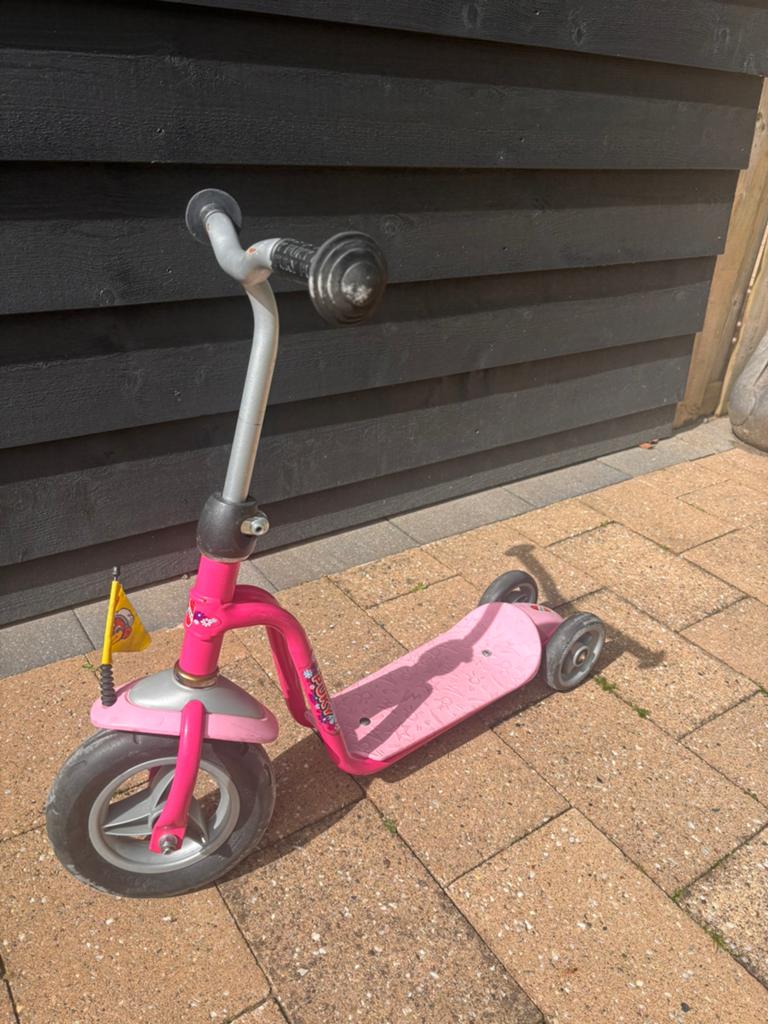 Pucky step rose met drie wielen, Fietsen en Brommers, Steps, Ophalen, Gebruikt, Gewone step