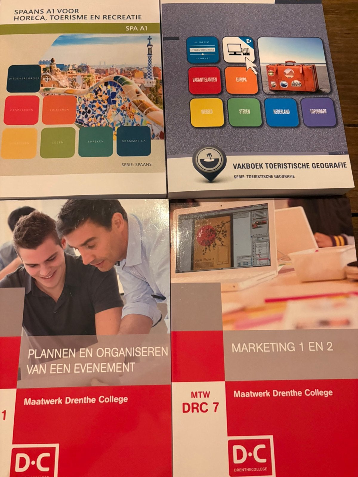 Boeken Studie Leidinggevende Leisure & Hospitality., Ophalen of Verzenden, Beta, Zo goed als nieuw, MBO
