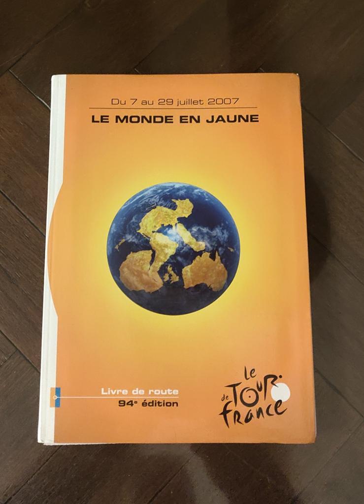 Tour de France 2007 Roadbook , Livre de route, Ophalen of Verzenden, Zo goed als nieuw, Overige typen