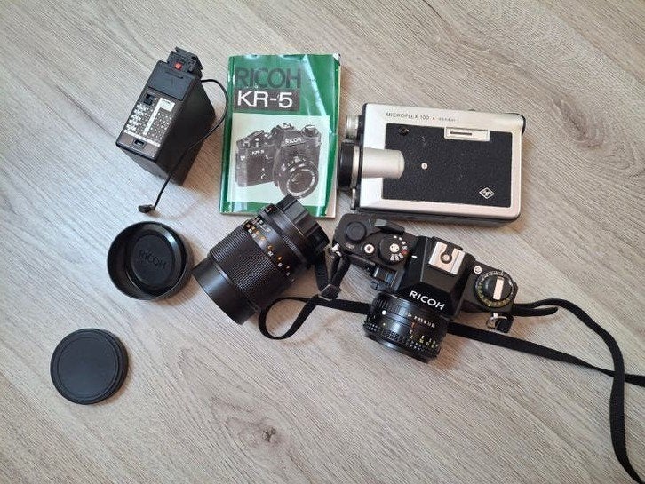 Ricoh fotocamera en Agfa videocamera, Audio, Tv en Foto, Gebruikt, Spiegelreflex, Ophalen of Verzenden, Ricoh