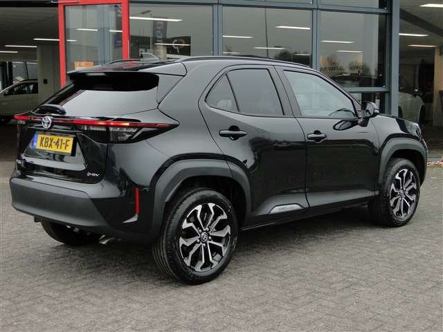 Toyota Yaris Cross 1.5 VVT-I Hybrid 130pk Dynamic + Winter+S, Auto's, Toyota, 12 maanden, Gebruikt, 750 kg, Overige brandstoffen