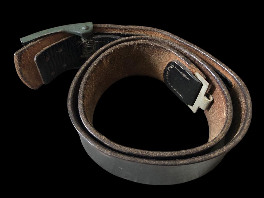 Duitse WW2 koppel+slot setje IKA41, Verzamelen, Militaria | Tweede Wereldoorlog, Ophalen of Verzenden, Duitsland