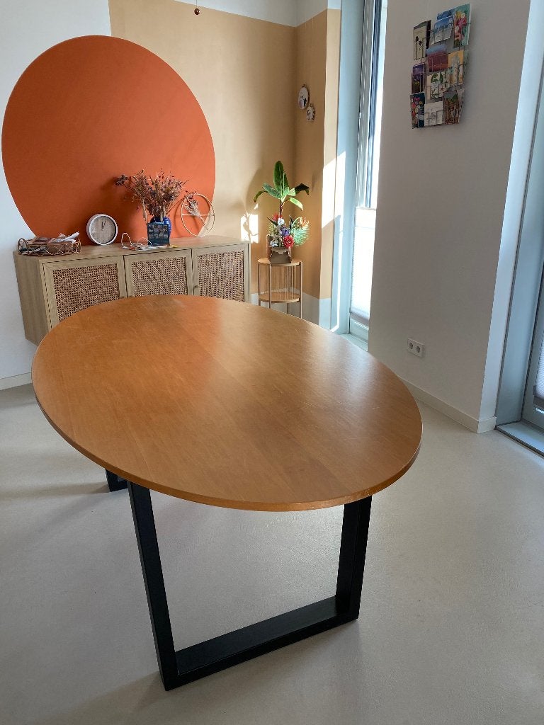 Ovalen Eettafel met stalen poten, Ophalen, Gebruikt, 100 tot 150 cm, Vijf personen of meer