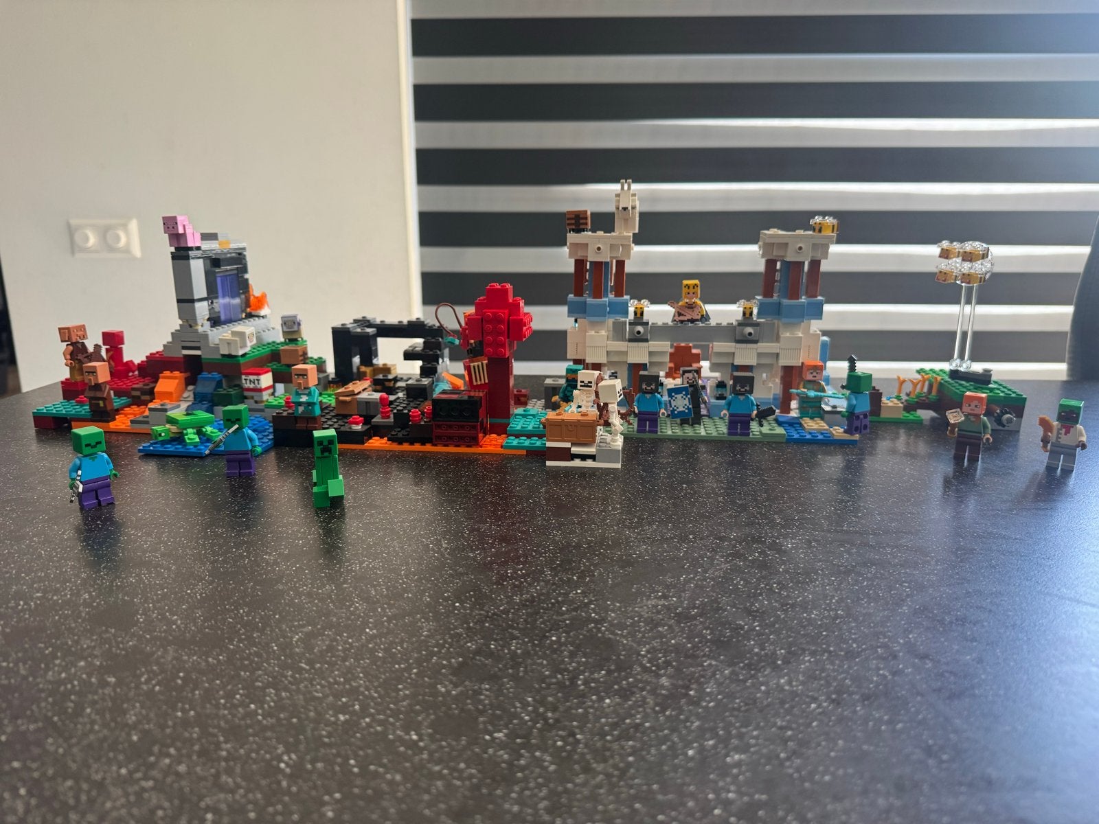 Diverse LEGO Minecraft sets - Bouw je eigen wereld!, Ophalen of Verzenden, Gebruikt