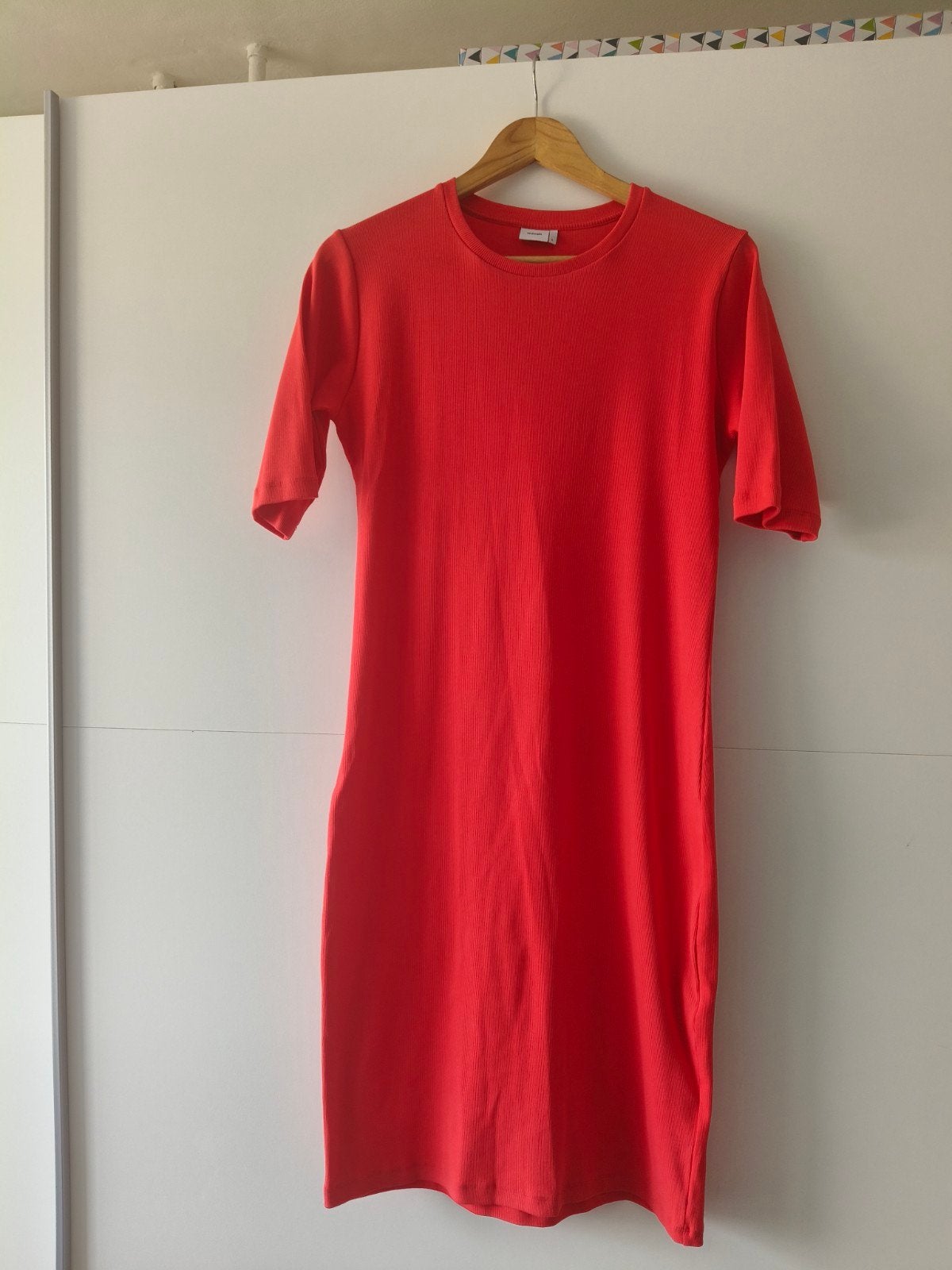 Jurk (L) NIEUW!, Kleding | Dames, Maat 42/44 (L), Nieuw, Ophalen of Verzenden, Knielengte