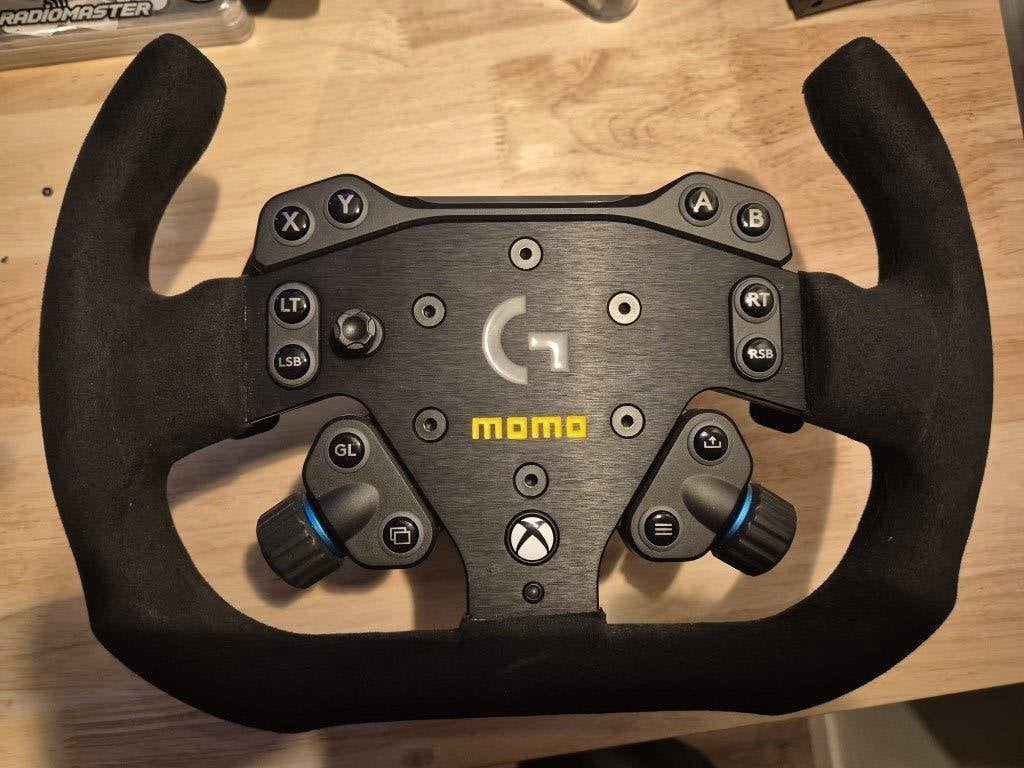 MOMO SIM GT-Racer 290 + Logitech G RS Wheel Hub Xbox/PC, Computers en Software, Joysticks, Ophalen of Verzenden, Zo goed als nieuw