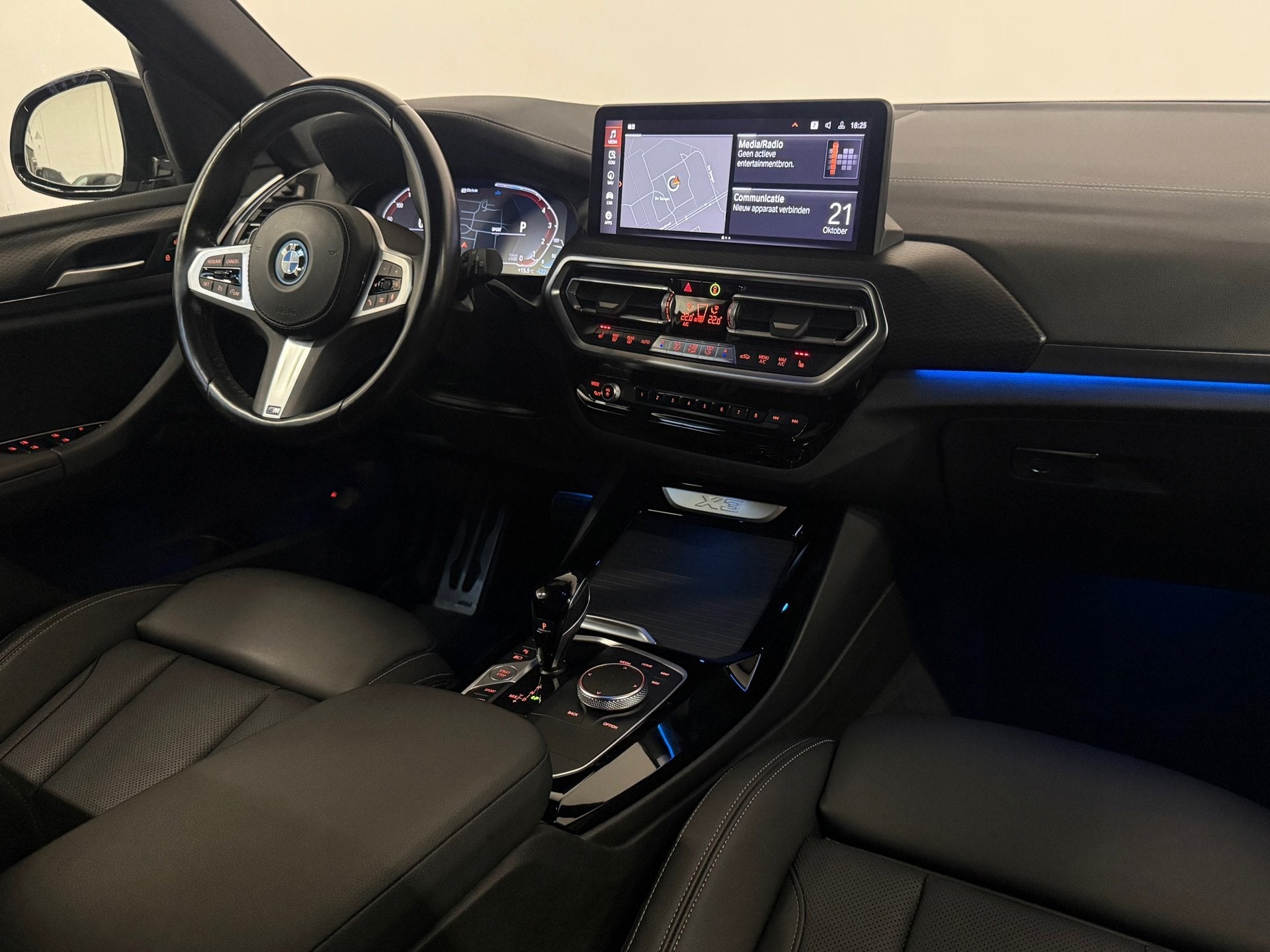 BMW X3 XDrive30e High Executive M Sport Pano Leder Headup Tr, Auto's, Gebruikt, Bedrijf, Vierwielaandrijving, 184 pk