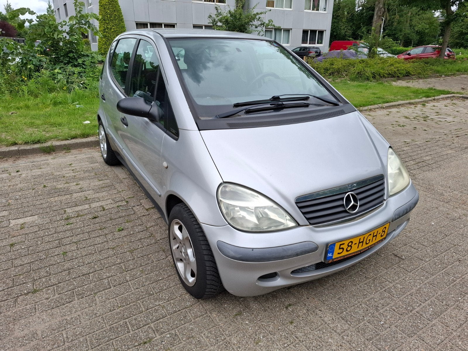 Mercedes-Benz A-Klasse 1.4 A140 Lang 2002 Grijs, Auto's, Mercedes-Benz, Voorwielaandrijving, 40 €/maand, 4 cilinders, 14 km/l