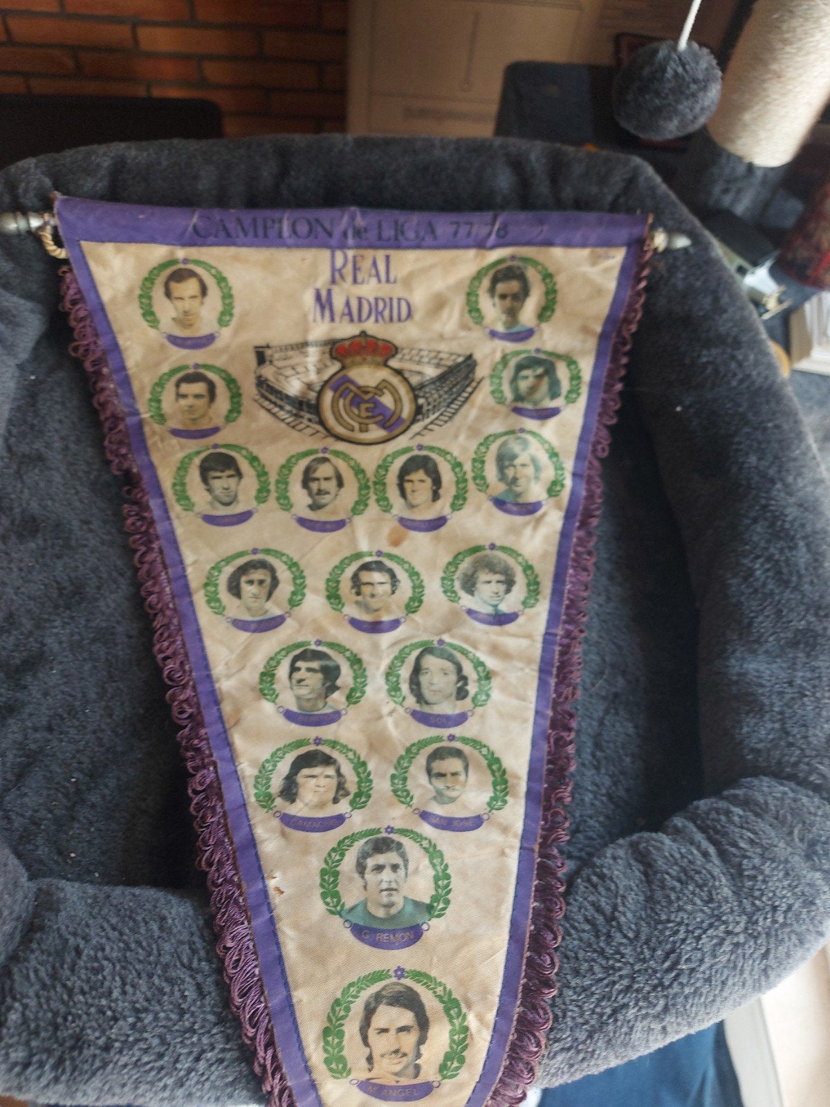 Real Madrid Vaantje - Kampioen La Liga 77/78, Verzamelen, Ophalen of Verzenden, Gebruikt, Buitenlandse clubs, Vaantje of Sjaal