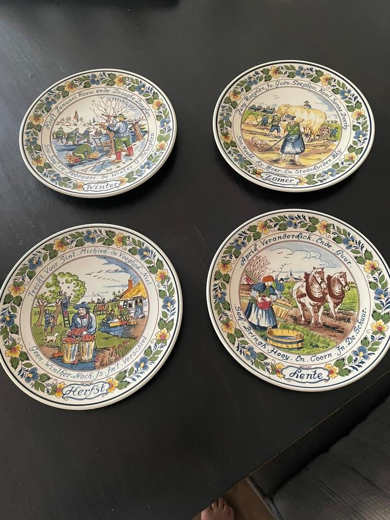 Set van de vier jaargetijden wand borden— Royal Goedewaagen, Antiek en Kunst, Antiek | Wandborden en Tegels, Verzenden