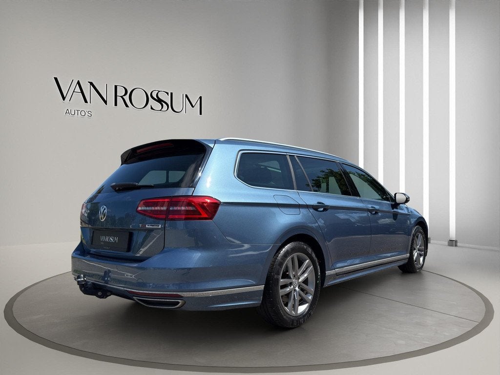 Volkswagen Passat Variant 1.4 TSI ACT Connected Series Plus, Auto's, Volkswagen, Gebruikt, 4 cilinders, 150 pk, Blauw