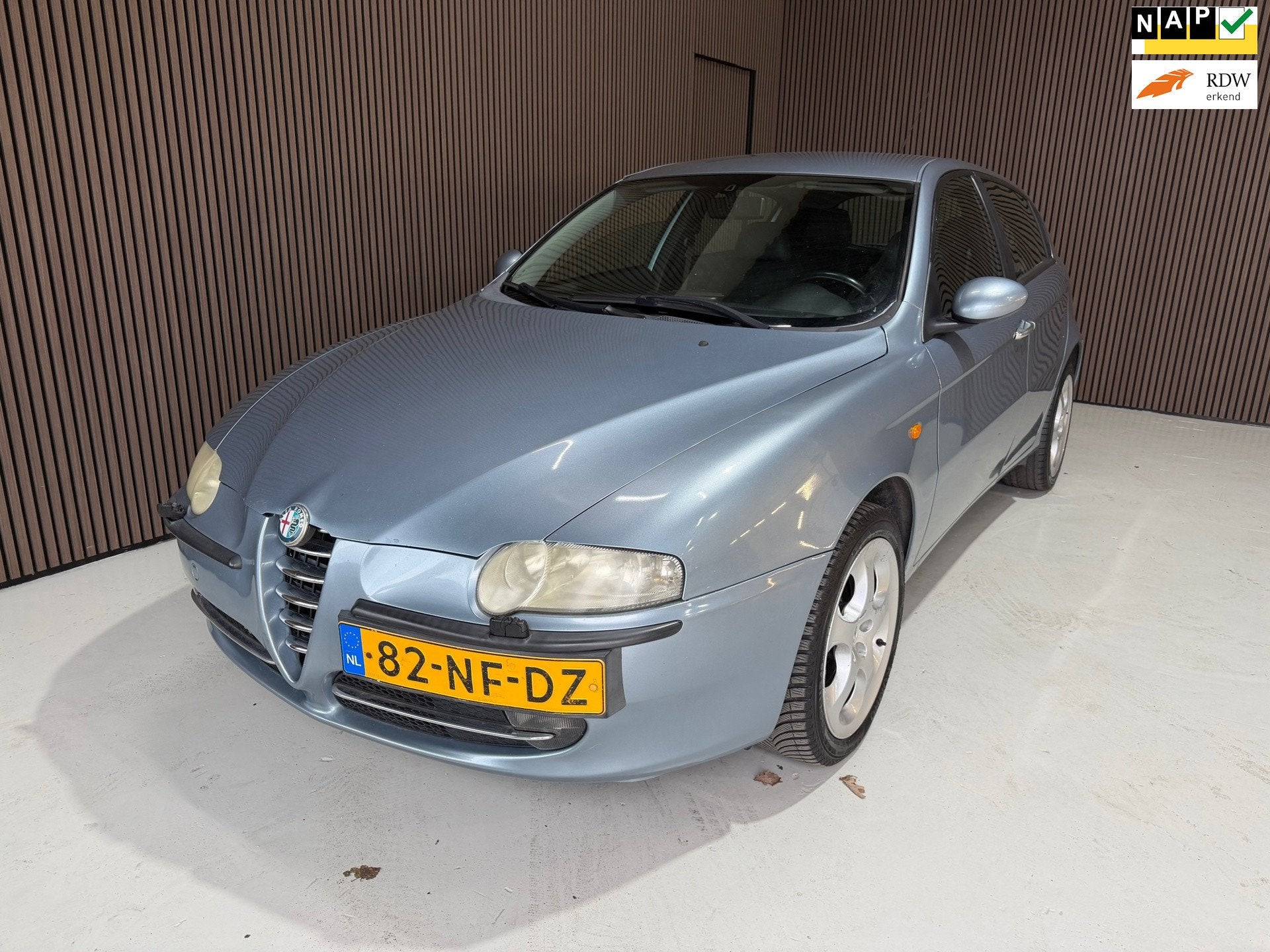 Alfa Romeo 147 1.6 T.Spark Edizione Limitata LEER CLIMA Nieu, Voorwielaandrijving, Gebruikt, 4 cilinders, Bedrijf