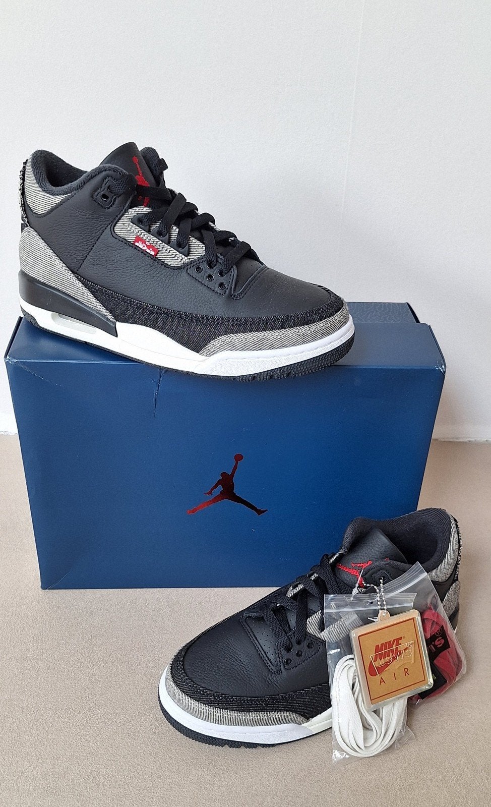 Air Jordan 3 Retro x Levi's Black Denim (Maat 41), Kleding | Heren, Schoenen, Zwart, Nieuw, Ophalen of Verzenden, Sneakers of Gympen