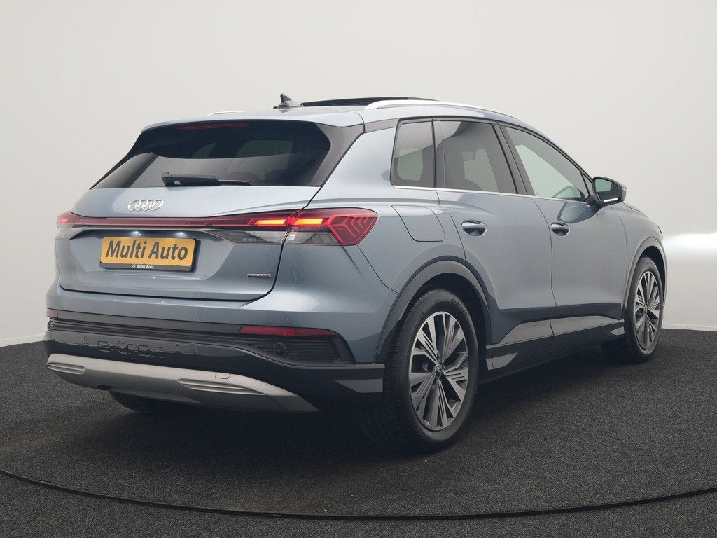 Audi Q4 e-tron 45 Quattro Edition 82 kWh 265pk Dealer O.H. |, Auto's, Audi, Automaat, Gebruikt, Zwart, 82 kWh