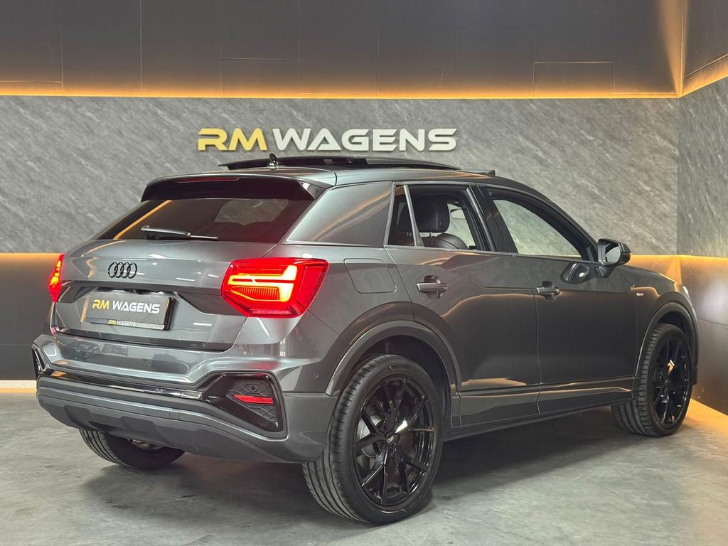 Audi Q2 35 TFSI S-Line||PANO|KEYLESS|MATRIX|19", Auto's, Audi, 4 cilinders, 150 pk, Leder en Stof, Origineel Nederlands