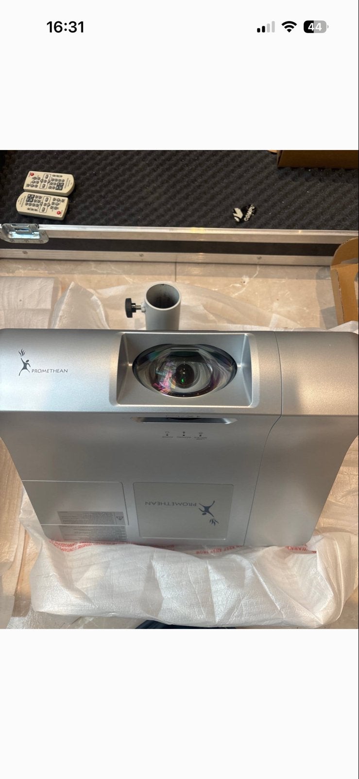 2 stuks Promethean PRM-30 Beamer Projector met accessoires, Audio, Tv en Foto, Ophalen of Verzenden, Zo goed als nieuw, Overige technologieën