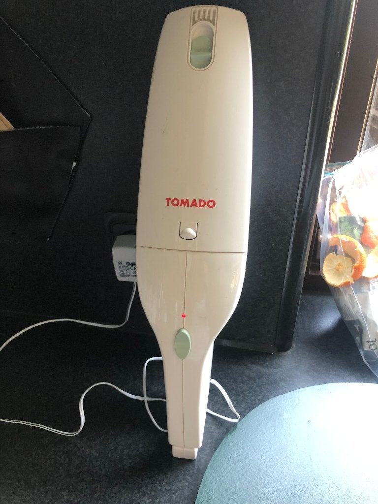 als nieuw tomado merk kruimel dief, Witgoed en Apparatuur, Stofzuigers, Ophalen of Verzenden, Zo goed als nieuw, Kruimeldief