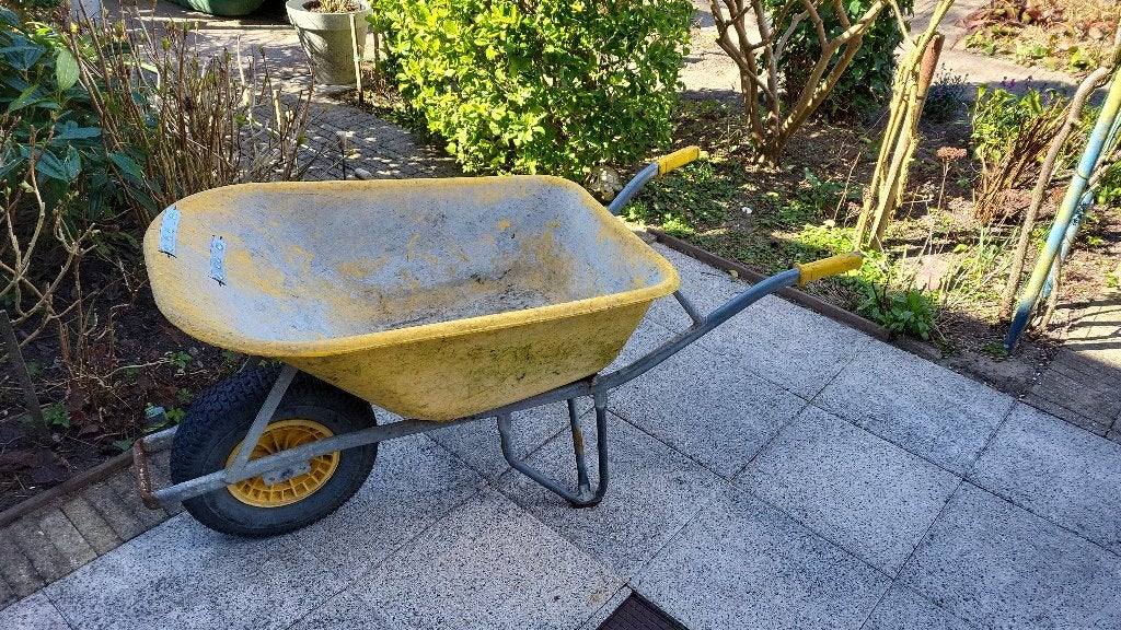 Te huur kruiwagen(s), Tuin en Terras, Ophalen, Handmatig, FORT, Gebruikt