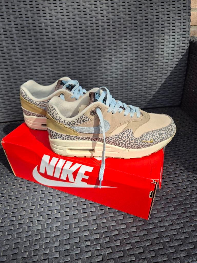 Nike Air Max 1 Safari Cobblestone 38, Beige, Ophalen of Verzenden, Nike air max, Sneakers of Gympen
