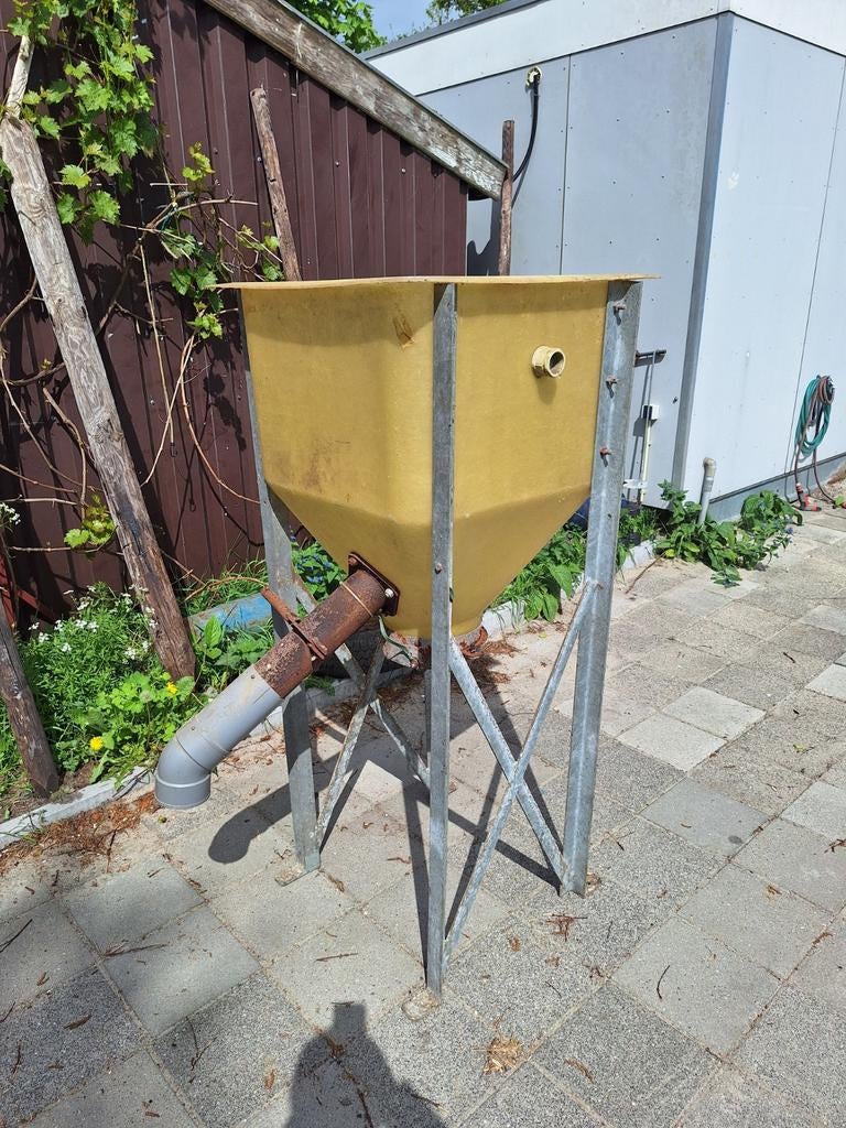 Voersilo voer silo palletkorrels veevoer 160 cm hoog, Ophalen, Vee