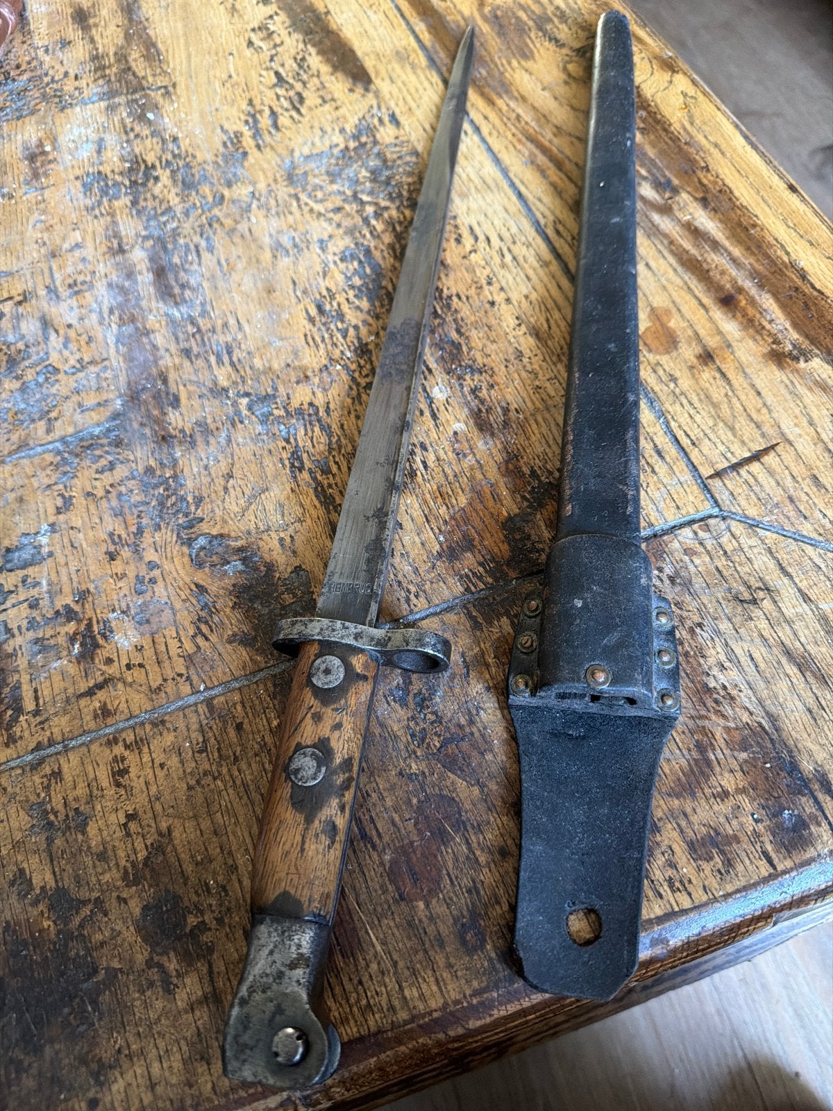 Sabel en bajonet KNIL met foudraal, Verzamelen, Militaria | Algemeen, Landmacht, Zwaard of Sabel, Azië, Ophalen of Verzenden