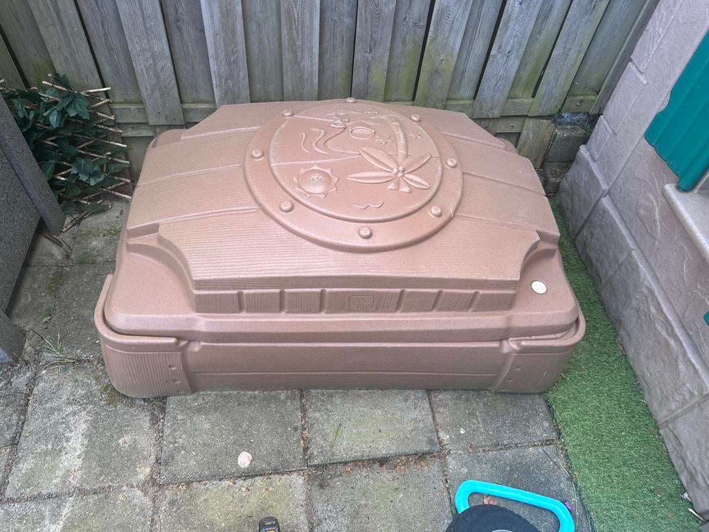 Step2 zandbak met deksel en glijbaan, Ophalen, Gebruikt
