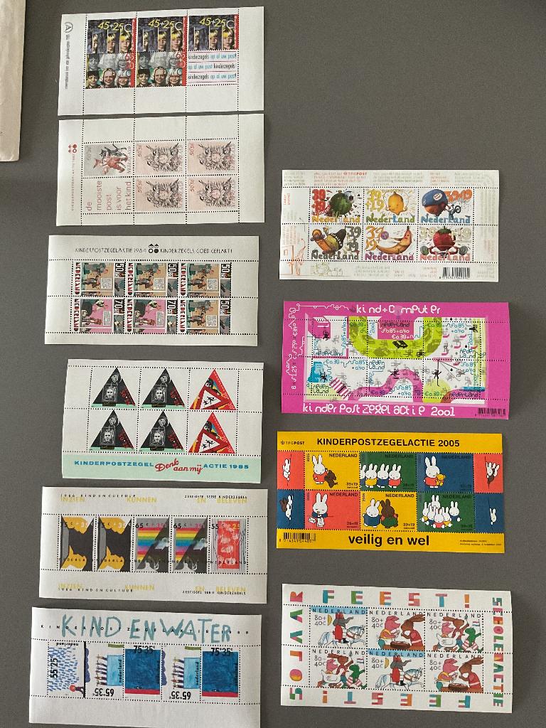 Kinderpostzegels velletjes postfris, Ophalen of Verzenden, Na 1940, Postfris