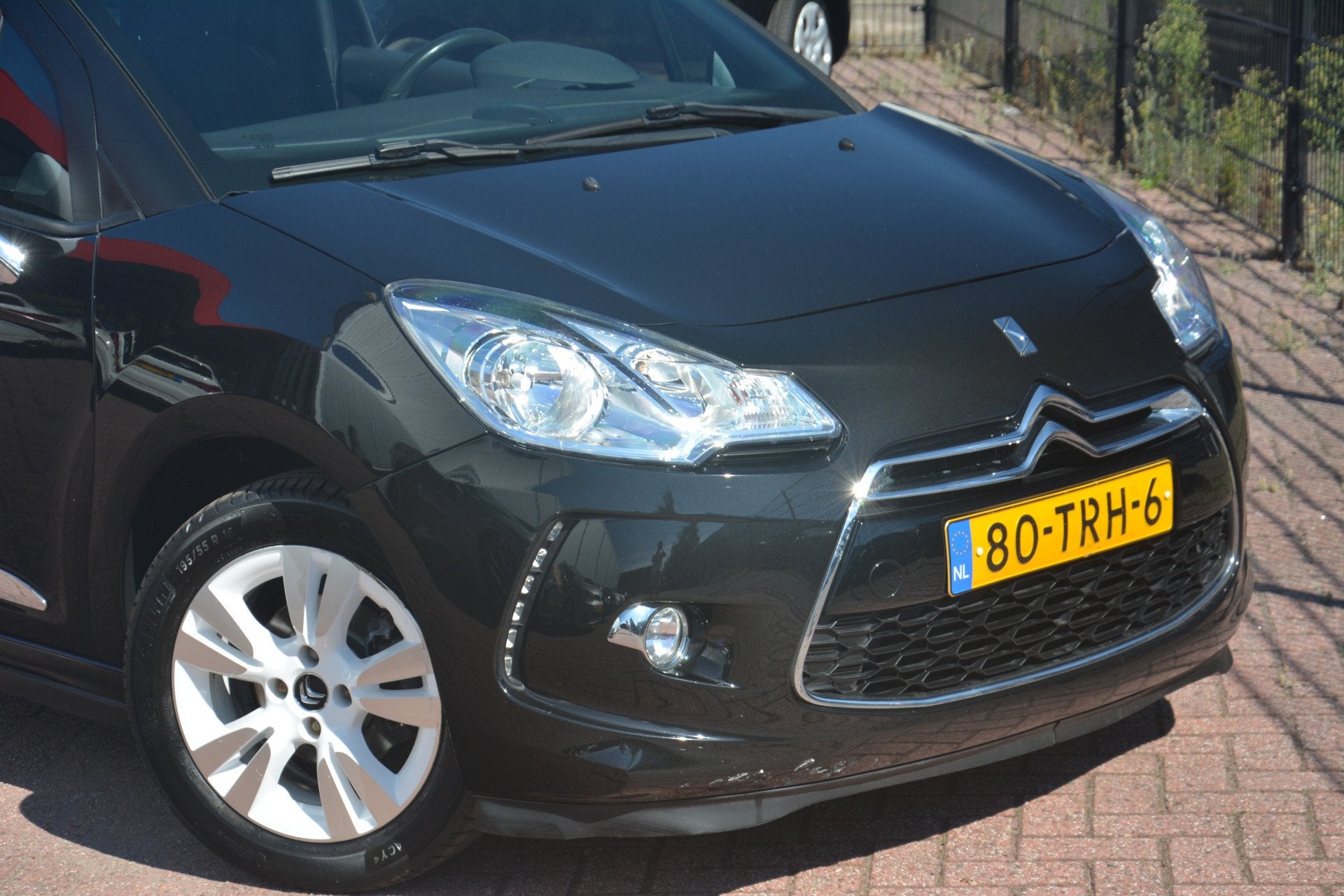 Citroën DS3 1.6 e-HDi So Chic | HIFIsystem | Cruise-control, Auto's, Voorwielaandrijving, 28 km/l, Gebruikt, 4 cilinders