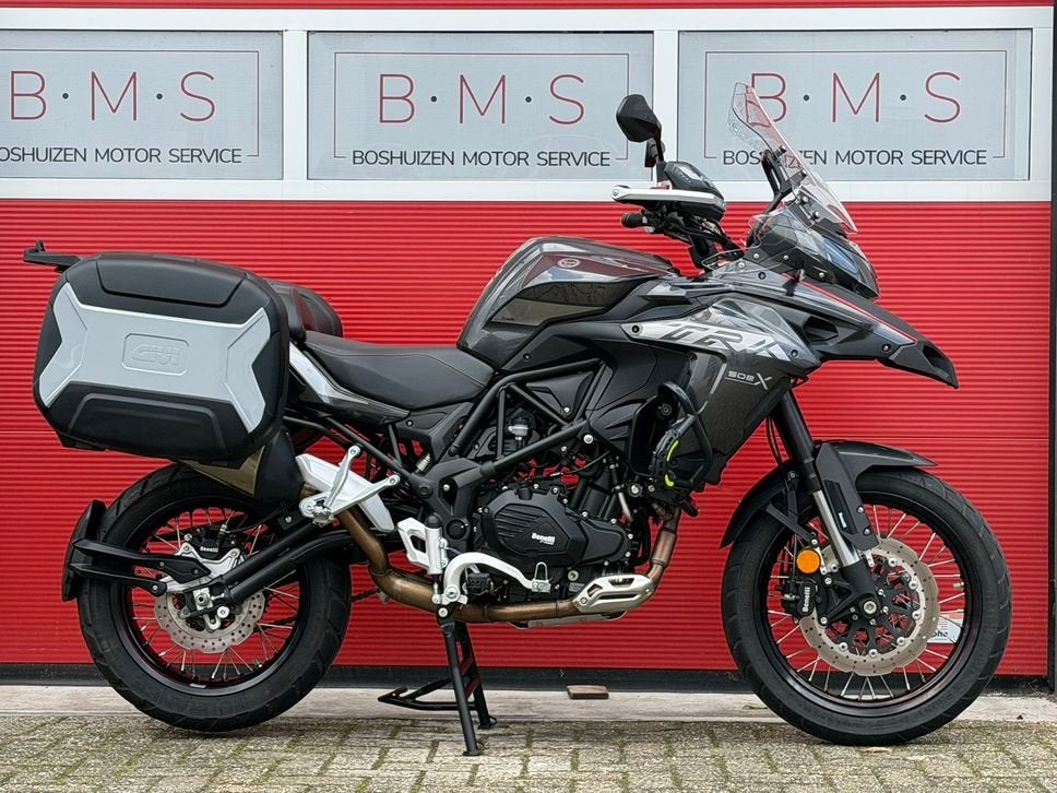 BENELLI TRK 502 X (bj 2022), Motoren, Motoren | Benelli, 2 cilinders, 499 cc, Bedrijf, Onbekend