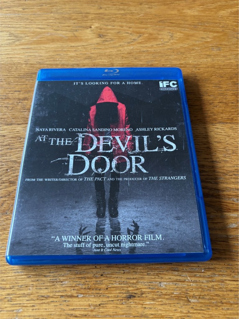 Blu-ray At The Devil's Door - N-NLO - Regio A, Cd's en Dvd's, Blu-ray, Ophalen of Verzenden, Gebruikt, Horror