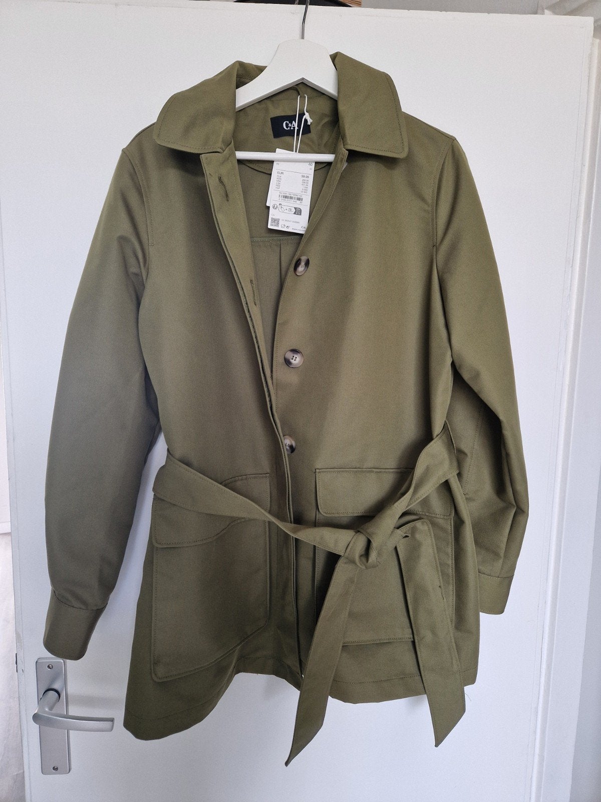 Nieuw kakhi groen jas met ceintuur - C&A - 40, Maat 38/40 (M), Nieuw, Ophalen of Verzenden, C&A