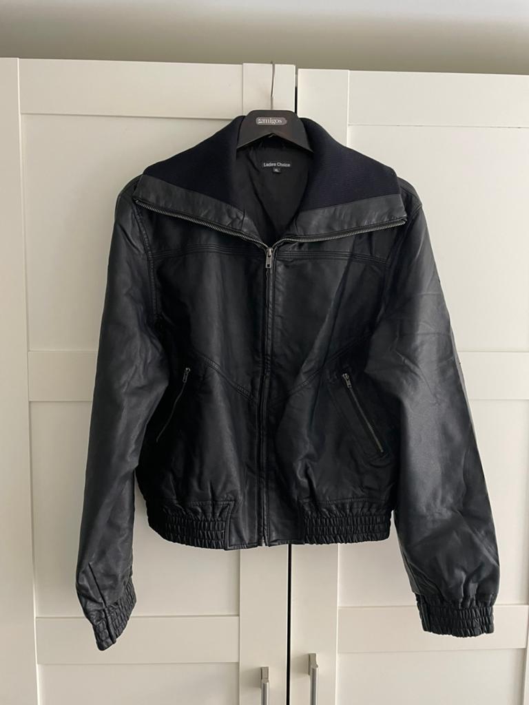 Zwart leatherlook damesjack - Maat XL, Kleding | Dames, Ophalen of Verzenden, Zo goed als nieuw, Maat 46/48 (XL) of groter, Zwart