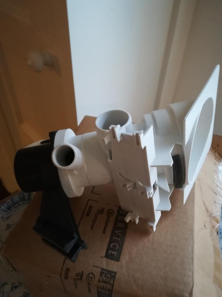 Afvoerpomp wasmachine oa Bauknecht, Witgoed en Apparatuur, Ophalen, Nieuw