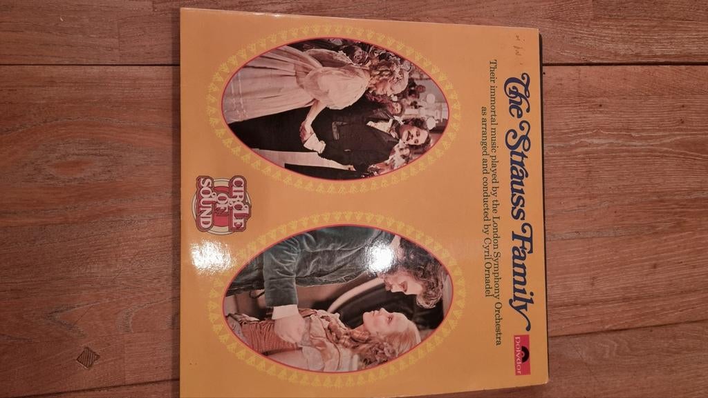 Strauss Family Vinyl - London Symphony Orchestra, Cd's en Dvd's, Ophalen of Verzenden, Zo goed als nieuw, Romantiek, 12 inch