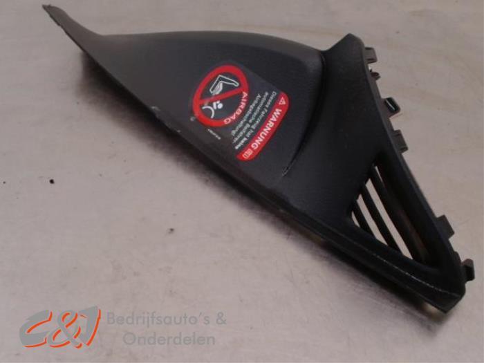 Dashboard deel van een Mercedes Vito, Gebruikt, -, Ophalen of Verzenden, -
