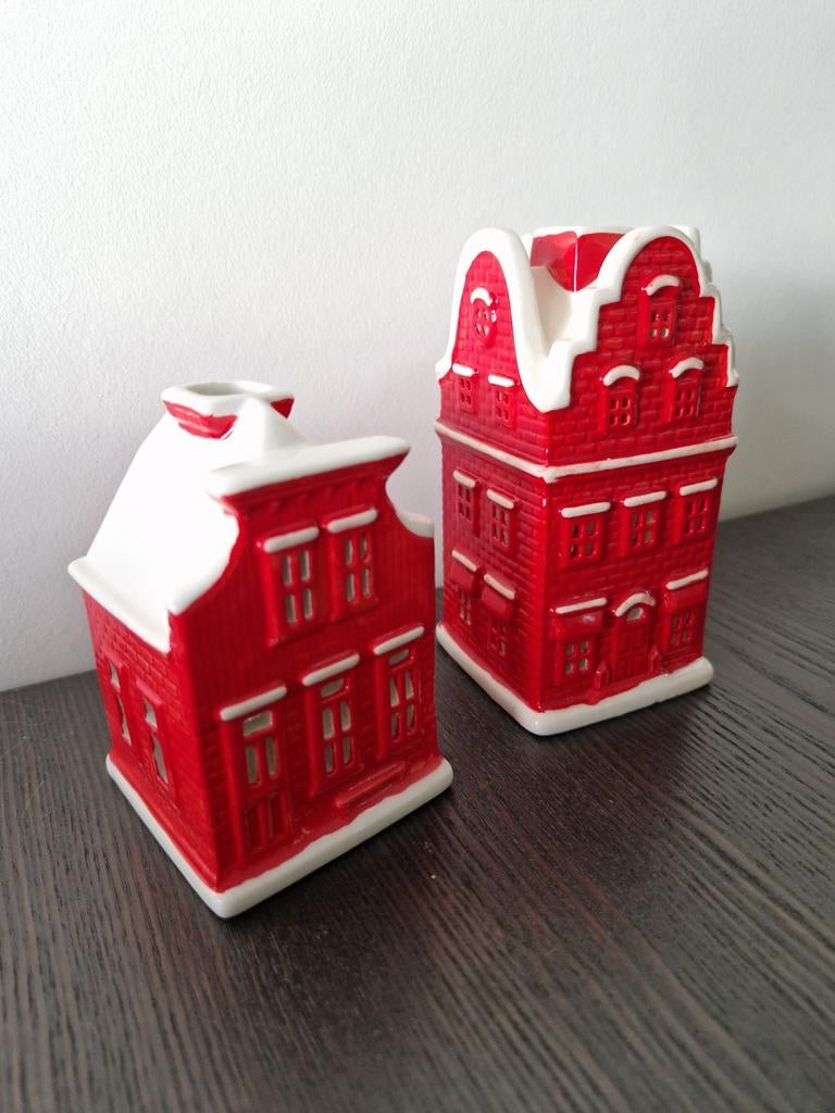 2 Postcodeloterij Huisjes met Verlichting, Overige materialen, Ophalen of Verzenden, Zo goed als nieuw, Rood