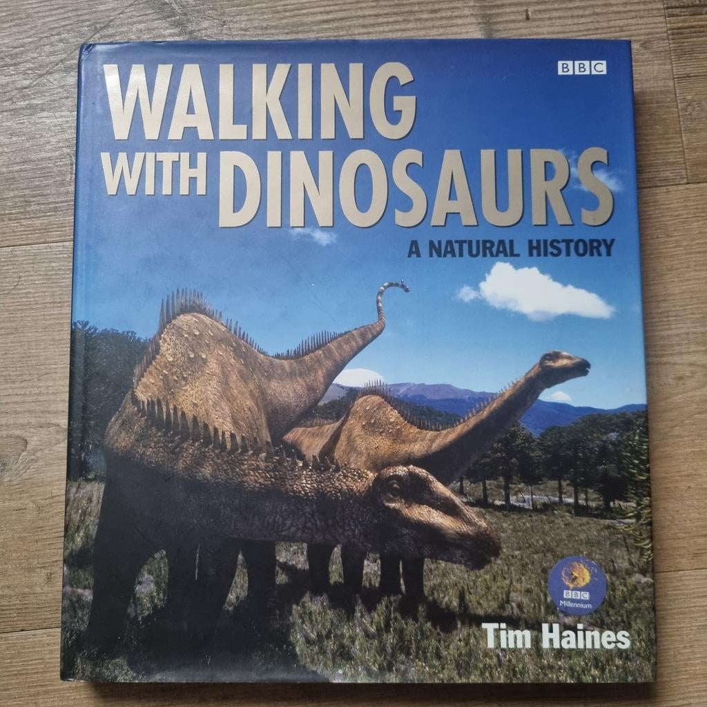 Walking with Dinosaurs - Tim Haines, Boeken, Natuur, Zo goed als nieuw, Natuur algemeen, Ophalen of Verzenden