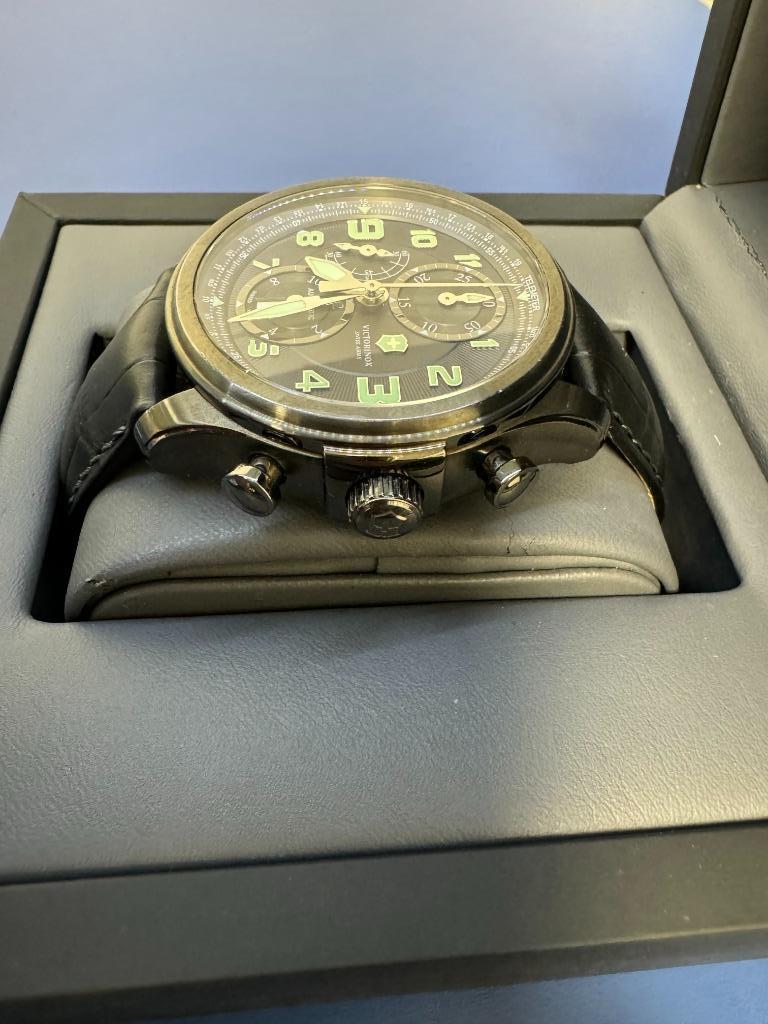 317894 Victorinox Swiss Army Infantry Gunmetal PVD Black, Sieraden, Tassen en Uiterlijk, Horloges | Heren, Overige merken, Leer