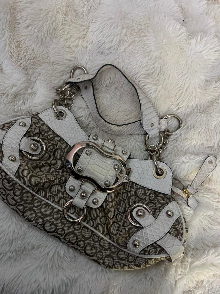 Guess Vintage Schoudertas – Y2K – Studs, Ophalen of Verzenden, Zo goed als nieuw, Bruin, Handtas